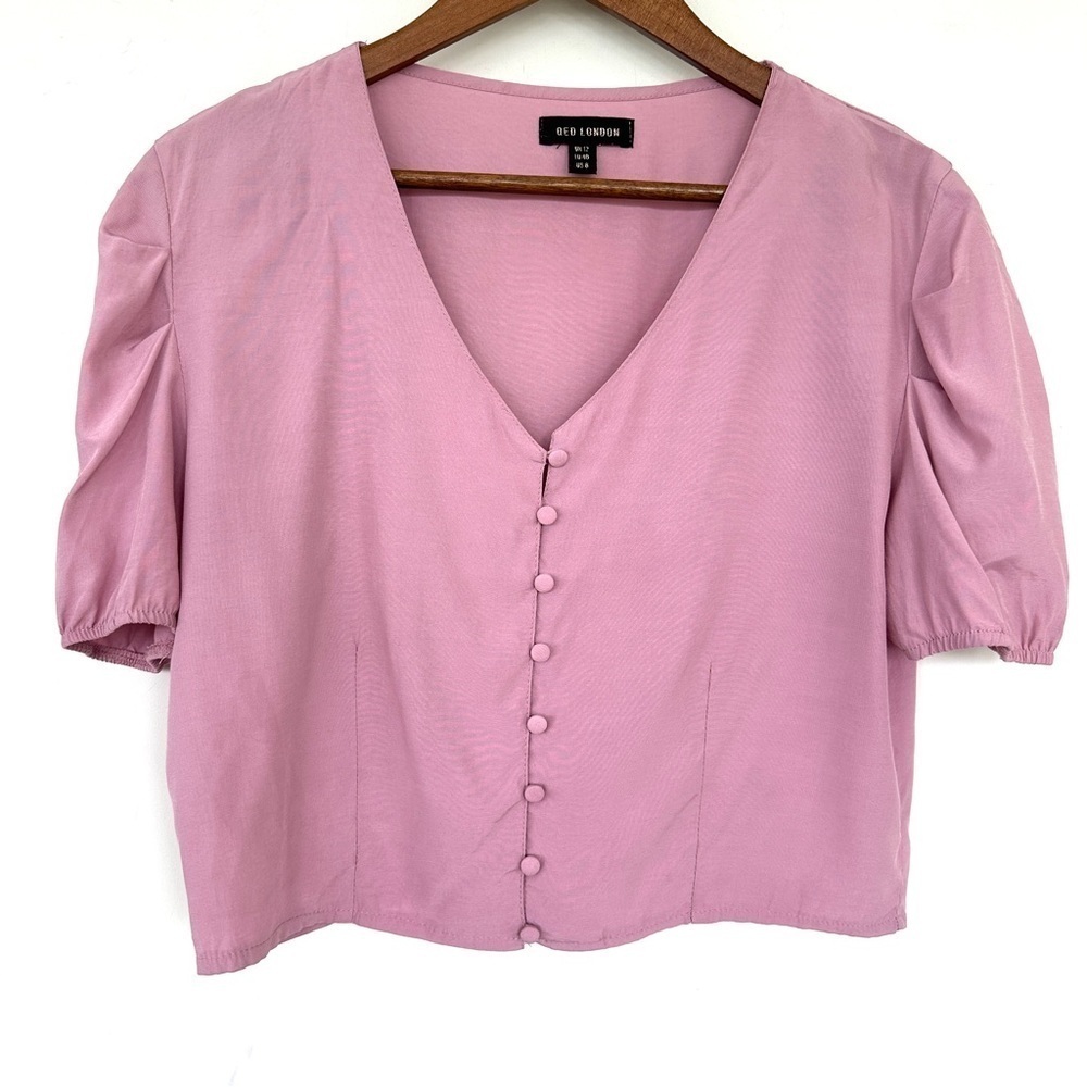Women's Pink Button-Up Top